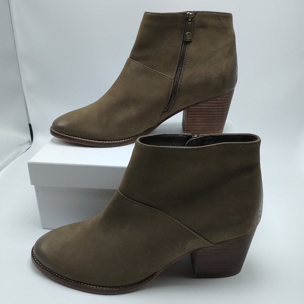 Blondo Waterproof Ankle boots